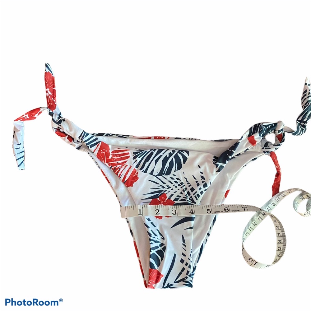 {Aluna Levi}Sz S -Floral/Red Bikini - Picture 4 of 7
